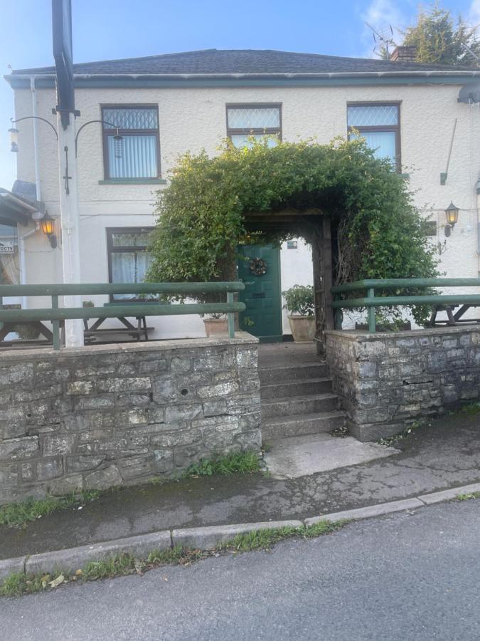 Milton Hotel Llanwern Village Newport (Gwent) Buitenkant foto